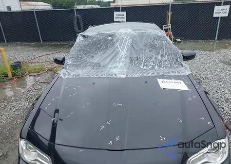 2018 Chrysler 300 Touring z USA, uszkodzony, nr VIN 2C3CCAAG9JH320442